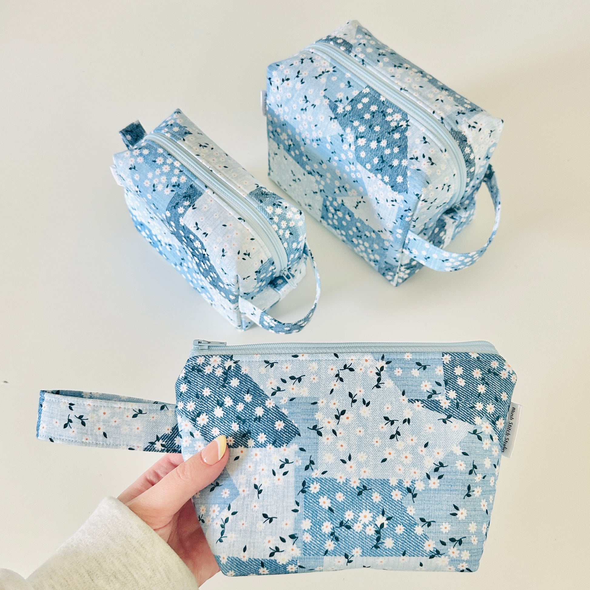 blue patchwork daisy floral cotton makeup cosmetic  bag