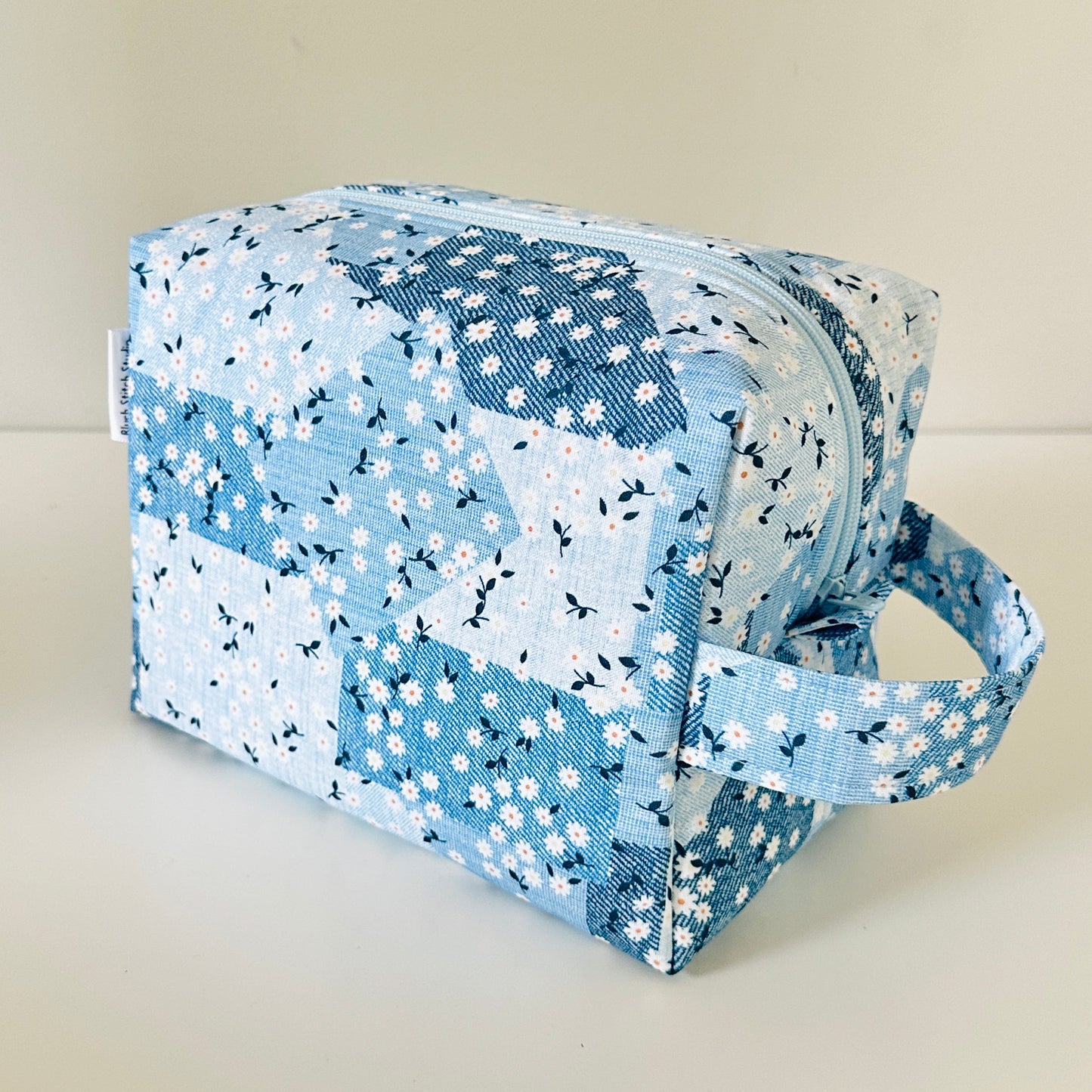blue patchwork daisy floral cotton makeup cosmetic  bag