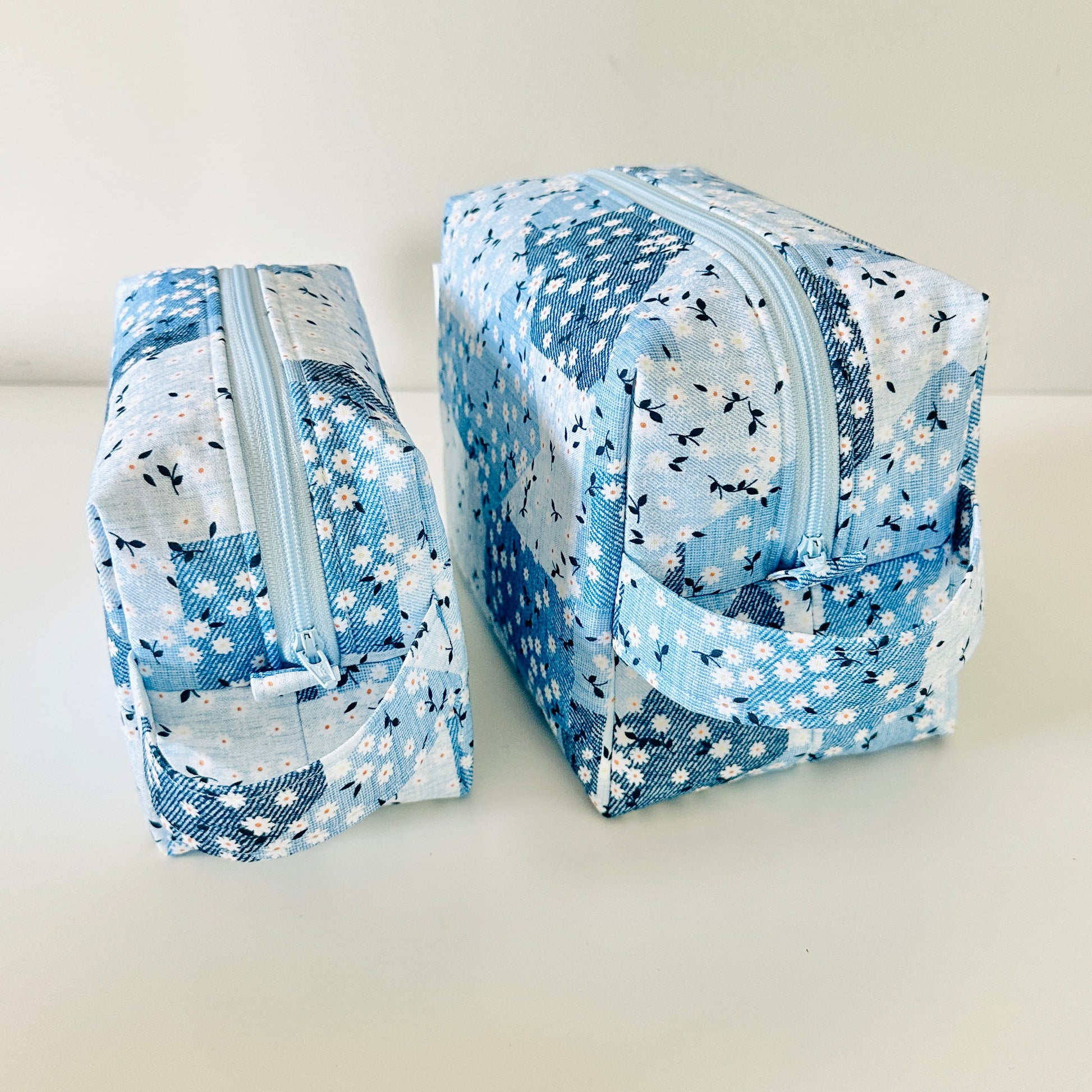 blue patchwork daisy floral cotton makeup cosmetic  bag