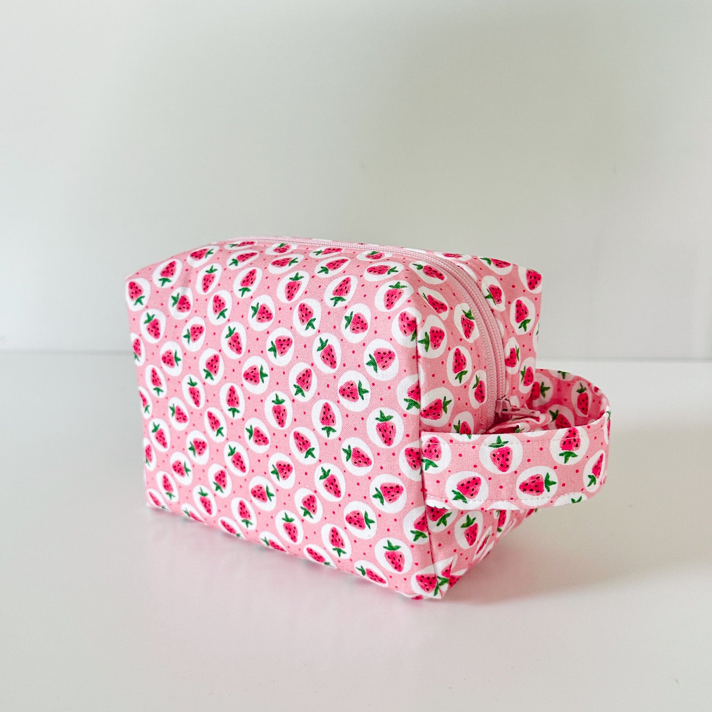 pink strawberry patterned cotton makeup cosmetic bags 