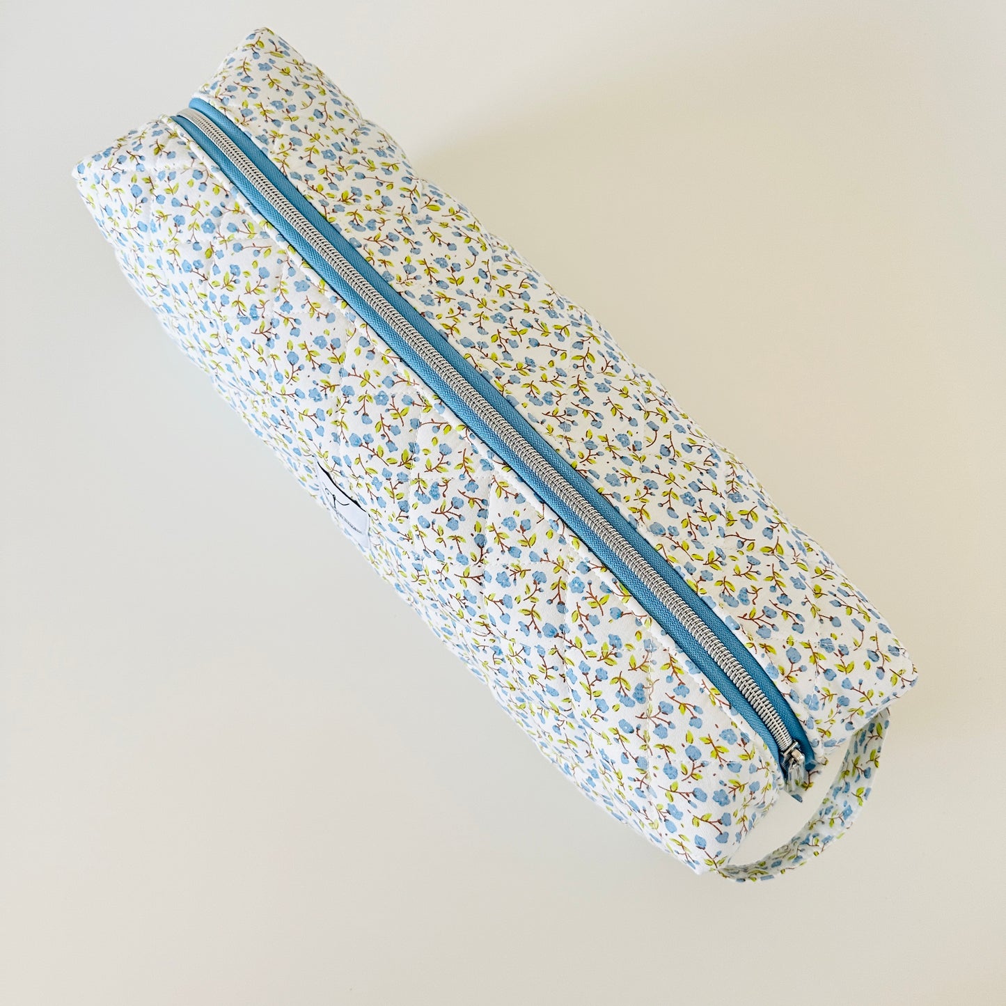 blue floral quilted hair tool bag