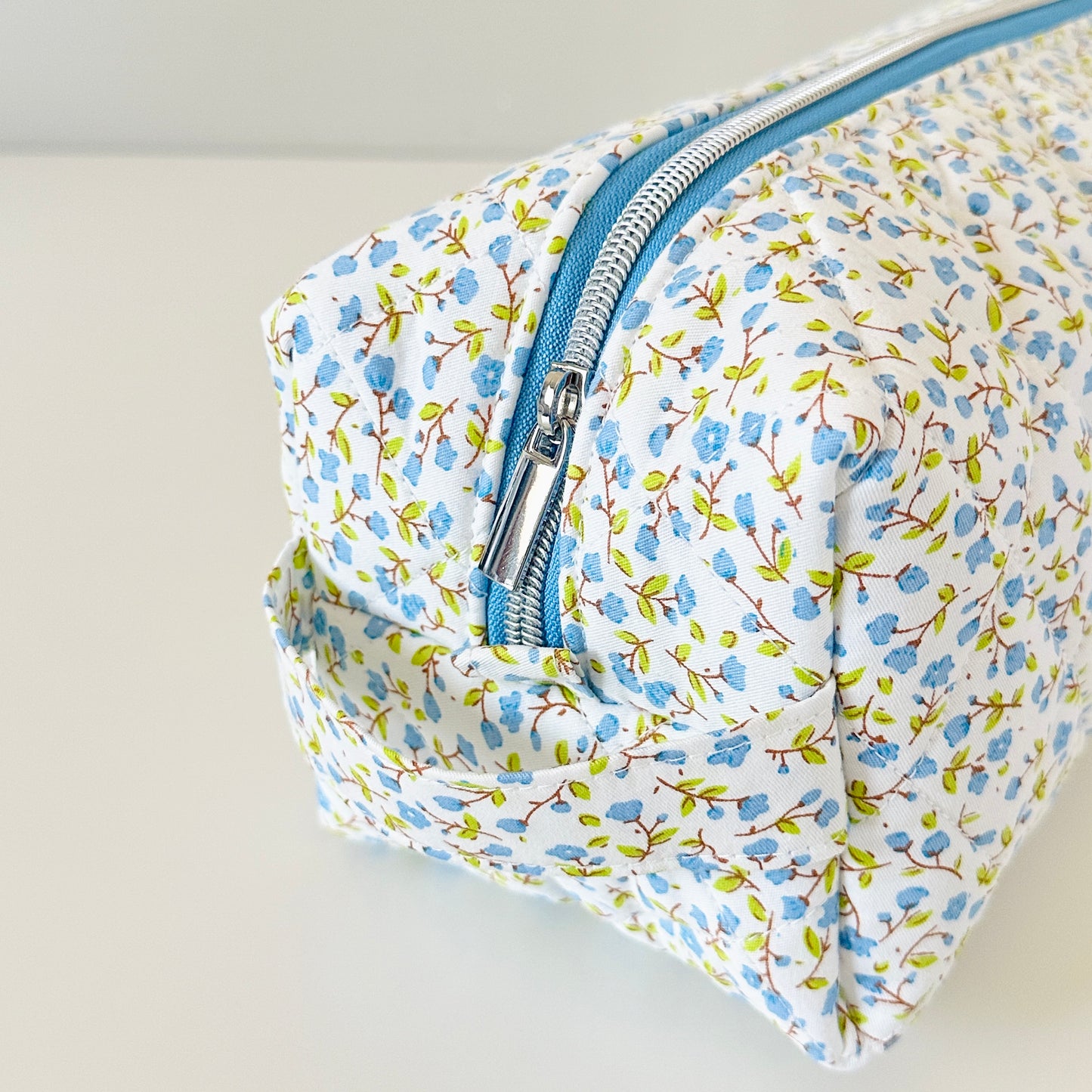blue floral quilted hair tool bag