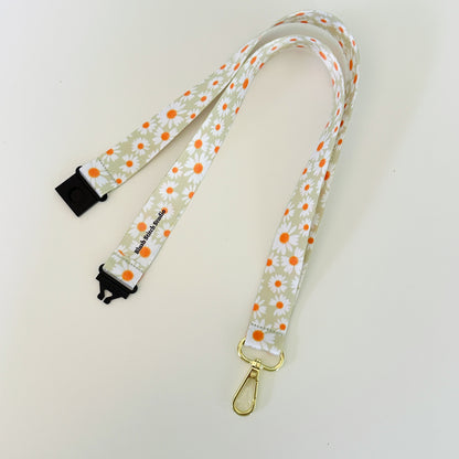 green daisy lanyard