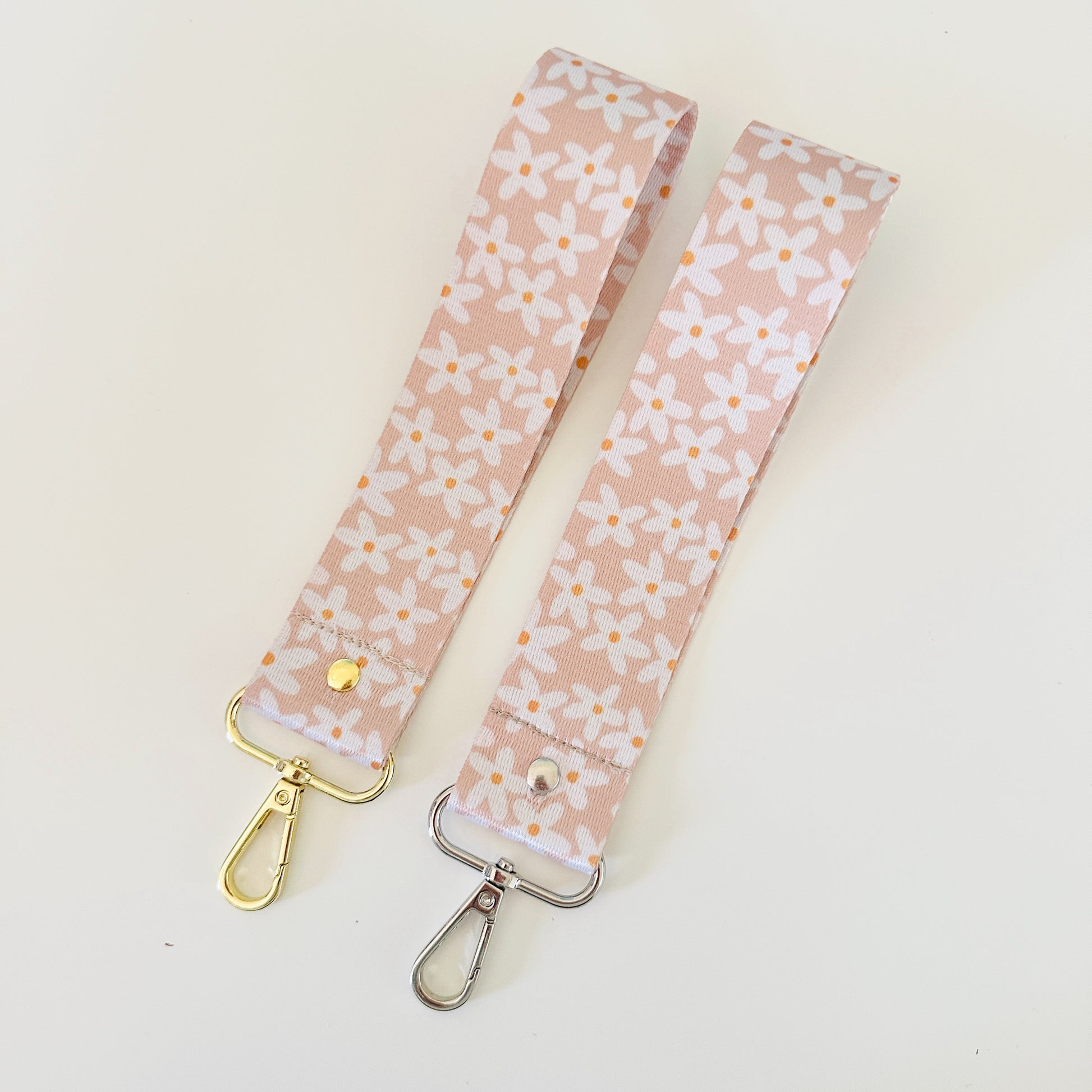 daisy nylon keychain wristlet