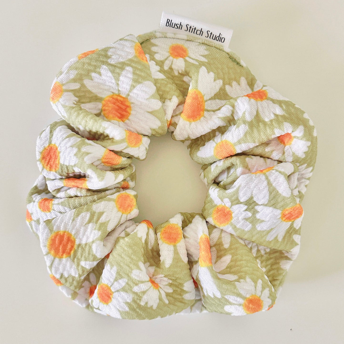 green daisy scrunchie