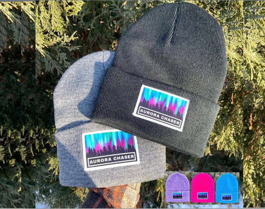 north lights beanie toque. aurora chaser beanie. aurora borealis toque