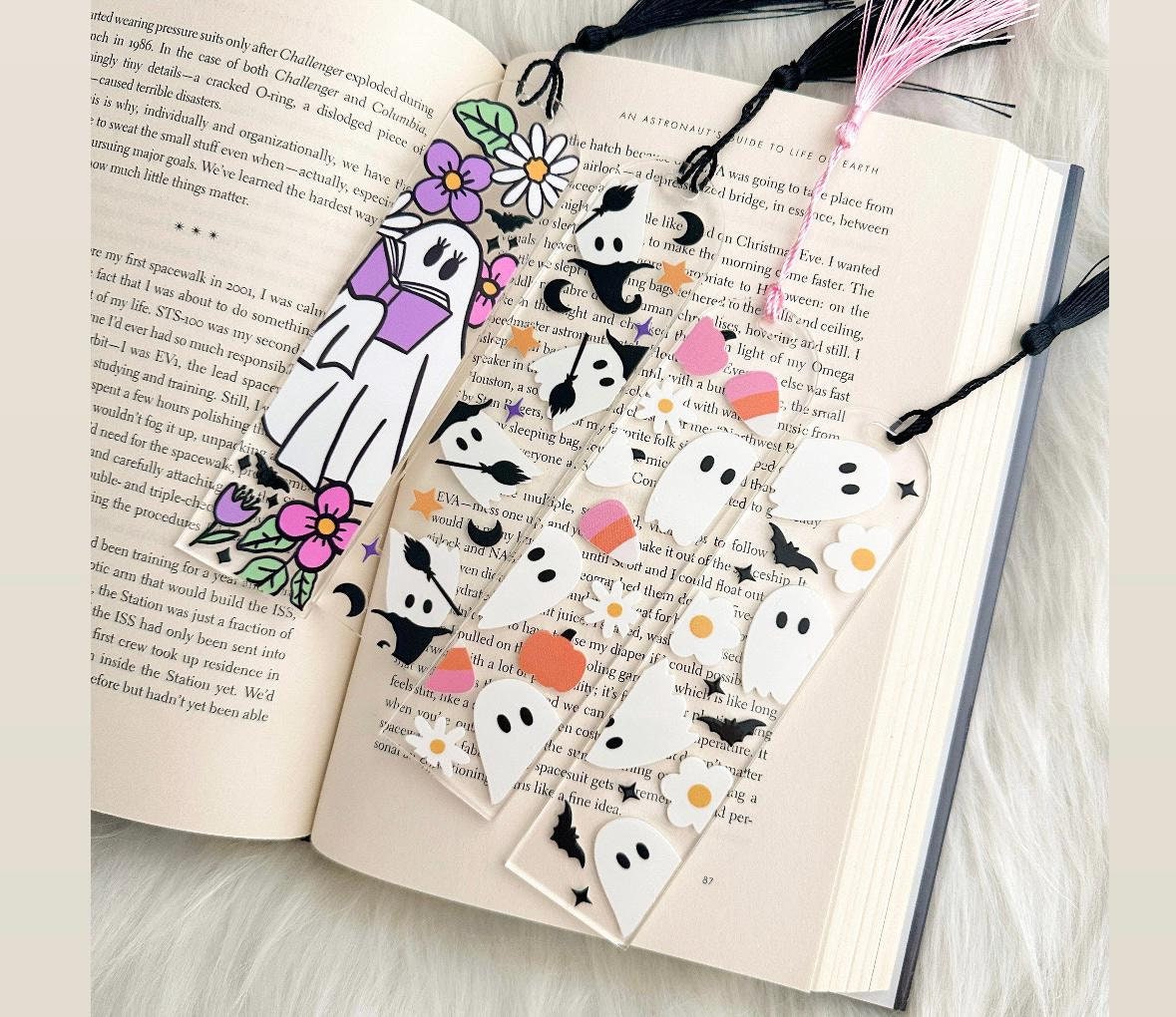 halloween cute ghost bookmark. floral daisy ghost clear acrylic bookmark.